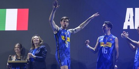 Simone Anzani lascia la maglia azzurra dopo dieci anni