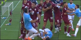 Rigore, rissa in campo e Var: alla fine di Lazio-Torino succede di tutto