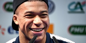 Mbappé, l’Azerbaigian per il sorpasso a Giroud: "Sarò felice di batterlo"