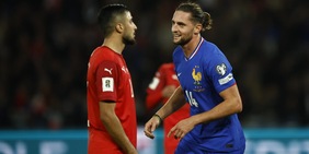 Openda non incide, minuti per Zhegrova. Thuram gioca e Rabiot segna nel tris Francia