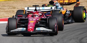 Leclerc 3°, la Ferrari torna sul podio al Gp degli Usa. Hamilton 4°, trionfa Verstappen