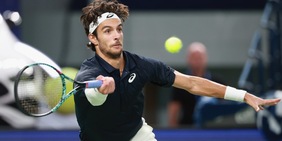 Musetti, l'avversario cambia all'ultimo: Tsitsipas ko a Vienna, c'è il lucky loser Medjedovic