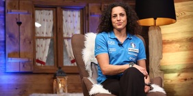 Brignone premiata con lo Sciatore d’oro: "Voglio tornare a gareggiare ai miei livelli"