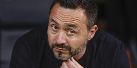 Marsiglia, un autogol di Pavard condanna De Zerbi contro il Lens. Psg e Monaco tornano alla vittoria