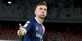 Il Bari vince lo scontro diretto contro il Mantova. Pari amaro per la Juve Stabia