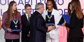 Le nazionali di volley premiate con i Collari d'Oro 2025