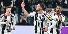 Koopmeiners alla Calafiori, Vlahovic-Yildiz prima volta speciale: la Juve è viva ma...