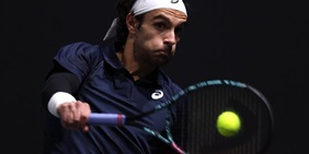 Musetti vola alle semifinali di Atene: la corsa alle Nitto Atp Finals resta viva