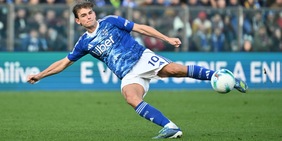 Il Como non buca, il Cagliari strappa un punto. Pari anche in Lecce-Verona