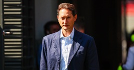 Elkann durissimo: "Leclerc e Hamilton parlino meno. Ferrari, gente non all'altezza"