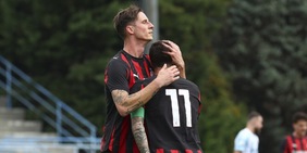 Milan, non basta Pulisic: la Virtus Entella vince l'amichevole. Si rivede Jashari