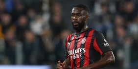 Tomori rinnova col Milan fino al 2029. E a gennaio può arrivare un altro rinforzo in difesa: la lista