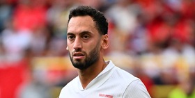 Calhanoglu lascia il ritiro della Turchia per infortunio: le condizioni in vista di Inter-Milan