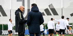 Chi gioca e chi no nel nuovo 4-3-2-1 di Spalletti: la Juve cambia per metà e prepara l'albero di Natale
