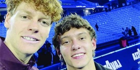 Domina il tennis, cresce nel golf e vola sui kart: Sinner, fenomeno senza freni