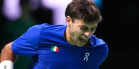 Cobolli diventa leggenda, Berrettini in scioltezza: l’Italia stende il Belgio e vola in finale di Coppa Davis