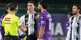 Vlahovic zingaro, la decisione della vergogna sui cori razzisti: arriva la pantomima della multina