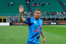 Totti: "Mi manca tanto l’Olimpico, non vedo la Roma allo stadio da quasi 3 anni. Maradona è il calcio”