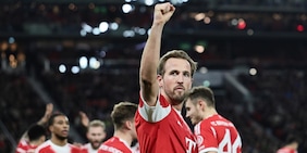 Bayern, l'uragano Kane si abbatte sullo Stoccarda. Leverkusen ko, sale il Wolfsburg