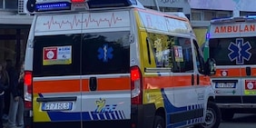 Svengono in campo e non respirano: Volley, a Catania tragedia sfiorata e 15 atlete in ospedale