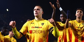 Il Lecce batte il Pisa con un gol di Stulic: Di Francesco scala posizioni, Gilardino affonda