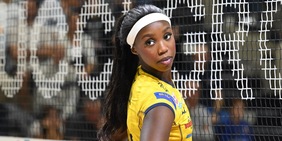 Adhu Malual, coraggio e denuncia: vergogna razzista tra rabbia e dolore, "dal nostro pubblico..."