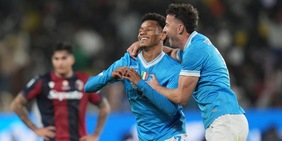 Pagelle Napoli-Bologna: McTominay domina, Neres Lupin, Hojlund totale. Lucumi dorme, Orsolini ci prova