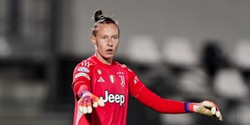La Juve Women scalda il mercato: addio Peyraud-Magnin e fiducia a De Jong