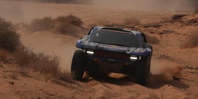 Quante forature! Guthrie galleggia