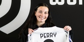 Juve Women, ecco Ally Perry: "Un onore indossare questa maglia! Gioco da numero 10, sento che..."