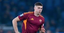 Roma, lungo stop per Dovbyk: dovrà operarsi, ecco quanto resterà fuori