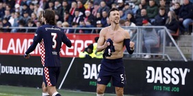 Calciomercato Inter, vertice tra Chivu e i dirigenti: subito Perisic, poi il Dibu Martinez!