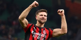 Allegri e il Milan si godono Fullkurg ma l'obiettivo è Vlahovic: mercato, come stanno le cose