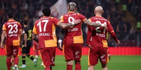 Il City stende il Newcastle, è finale. Il Galatasaray vince: Juve avvisata in ottica Champions