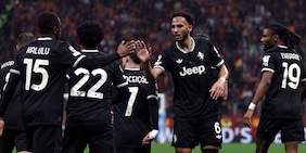 "Torna allo zoo", Kelly non resta in silenzio e denuncia l'insulto razzista: cosa è successo