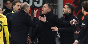 "Sei un cog***ne, un bambino che...": Allegri è di nuovo una furia. La lite con Fabregas che cita Chivu