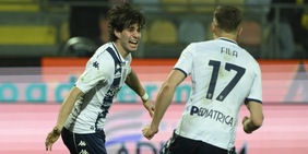 Il Frosinone frena: 2-2 in rimonta contro l'Empoli. Il Venezia può tentare la fuga