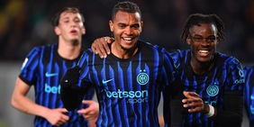 L'Inter sbanca Lecce e Chivu se ne va in fuga scudetto: Bastoni fischiato tutta la partita