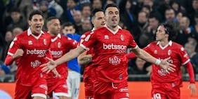 Samp ancora ko, al Ferraris passa il Bari. Il Monza batte l'Entella e si prende la vetta