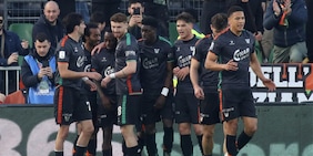 Lo Spezia di Donadoni ribalta il Monza: Venezia da solo in vetta