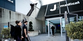 J Medical in doppia cifra, anche di bilancio. Sinner, Brignone e non solo: da 10 anni si curano campioni
