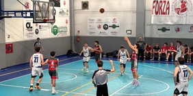 Olimpo Basket: incredibile rimonta della serie D e sorpasso a 30 secondi dalla fine!