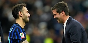 Chivu, eccoti il primo regalo: l'Inter respinge il Galatasaray e blinda Calhanoglu