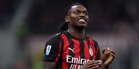 Milan-Juve, osservatori speciali a San Siro: il Manchester United punta Leao, ecco cosa filtra