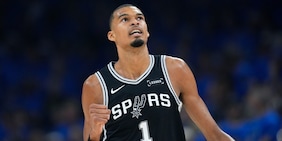 Wembanyama, le mani dell'Mvp sulle finali NBA: New York ultimo ostacolo