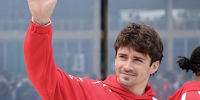 Leclerc, dopo Alexandra la Ferrari: l'altro matrimonio di Charles, il sogno di una vita