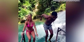 Alisha Lehmann, vacanze super con il fidanzato