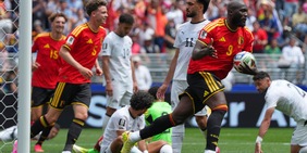 Scossa Lukaku, De Bruyne al palo e Salah serve l'assist: il pari tra Belgio ed Egitto