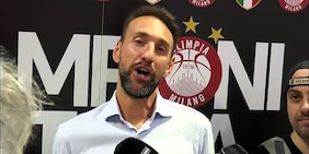 Poeta scherza: "Col c...che cambiavo Brooks"