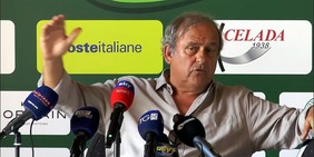 Platini a Mbappé: "Niente politica quando gioca con la Francia"